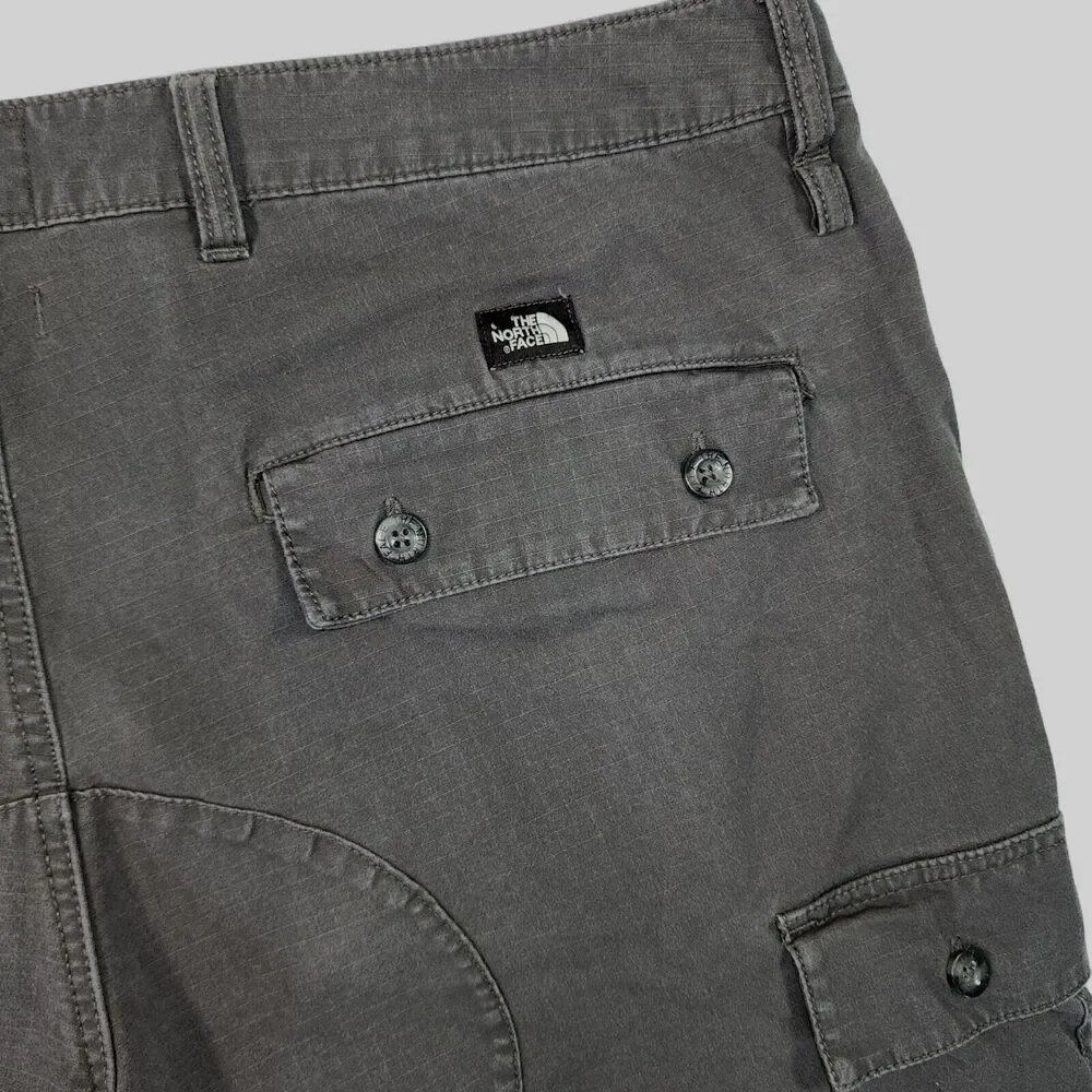 The North Face Mens Cargo Shorts Long 40x 11.5